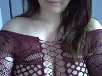 Een vrijgezelle spannende milf die van avontuurtjes en fantasietjes houdt. Om te delen of om de jouwe te horen.