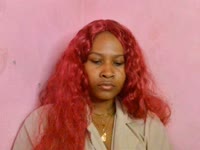 ✨ A touch of caramel, lots of charm
I am sweet, playful and full of surprises
Come discover me in private… maybe I