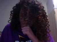 Hai ik ben Yusra 18 jaar en van Marokkaanse afkomst. Ik maak in mijn dagelijkse leven 18+  content en ervaar daar heel veel plezier in. Ik ben een vollere dame met grote borsten een dikke kont een klein buikje lief gezichtje en een bos vol krullen boven en beneden.ik doe aan augyo, foot, BDSM, SM, GFE, dominantie, onderdanigheid,en Golden shower fetisj. Naast fetisj doe ik ook aan twerken, boobie shows en samen spelen.