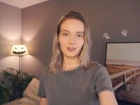 girl RessieKaua