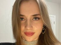 fingering camgirl SonyMiller