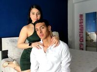 free nude live show EmilyandNathan