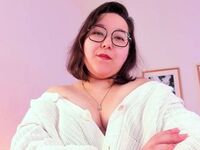 cam girl showing tits AemiliaStone