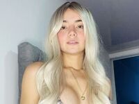 masturbating webcam girl AlisonWillson