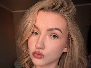 fingering girl chat AmyConnelly