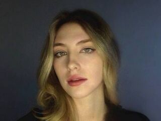 naughty cam girl masturbating AmyHuckabey