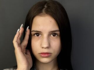 camwhore shaving pussy AnnetPintonin