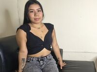 nude webcam girl AshlyZambrano