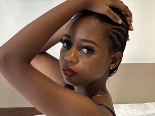 camporn live BrianaHadid