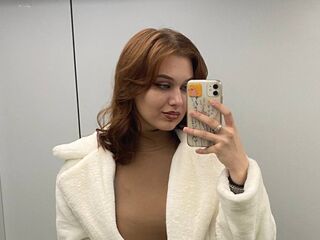 webcamgirl video chat BrynnMeury