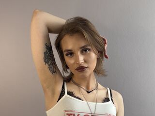 webcamgirl video chat CammiePratten