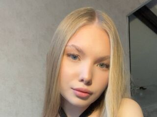 extrreme webcam picture CarolineNine