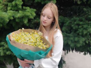 hot live girl ChristieBrozyna