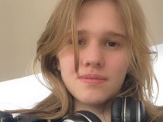 chat room webcam ChristieDemaline