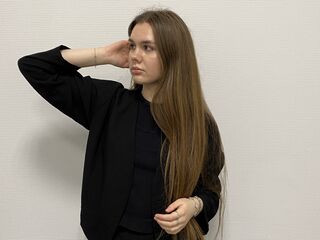 webcamgirl CyrstalCherubini
