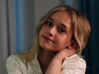 strip tease DorisCounsell