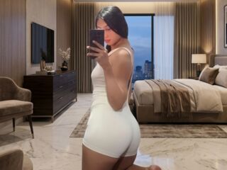 camgirl playing with sextoy EloiseCrocce