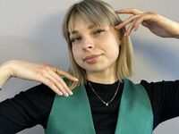 cam babe EmelineBurrough