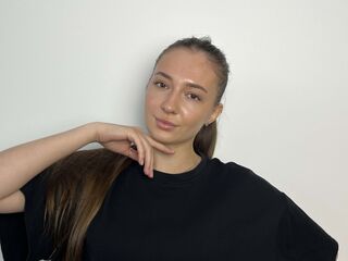 fingering cam girl EthaGuitreau