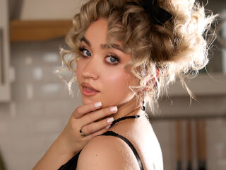 camwhore picture EvaSoftly