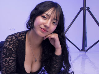masturbating webcam girl IsabellaBot