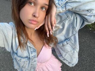 free chat room JazminHalajian