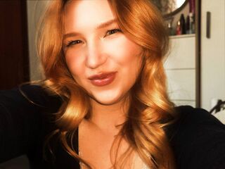girl sex chat JenetteFolson