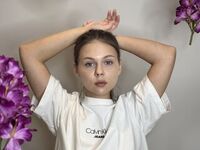 naked camgirl masturbating with dildo JenetteKotzur