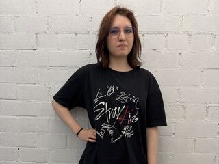 webcam strip tease show JoslynForrester