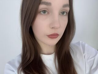 mastubating web cam girl JulieShuliack