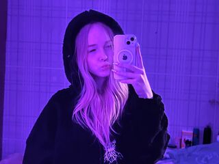 naughty cam KamiMellema