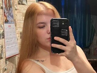 fingering webcamgirl KarrieAnesi