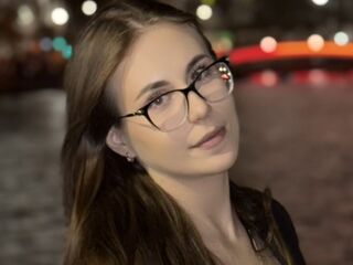 naked cam girl masturbating with dildo KatieRyken