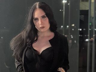 camslut topless KelsiLowndes