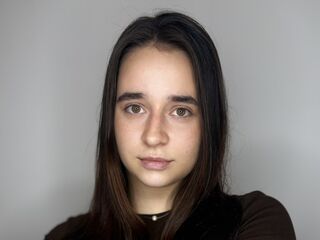 naked cam girl masturbating with vibrator KristanKhiev