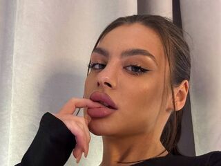 free live sexcam KristyDol