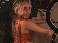 naked cam girl masturbating with dildo LanaRenner