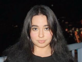 naked camgirl photo LaniaSarwary
