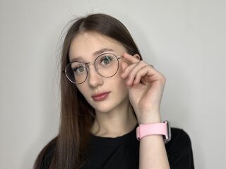 nude cam photo LatriciaSuet