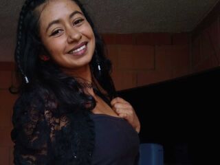 webcamgirl LauCardigan