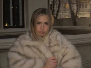 livesex cam girl LilliaFowler