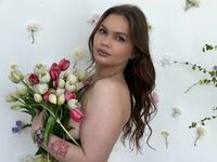 girl fingering shaved pussy LunaVales