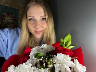 fingering girl webcam  LusiAime