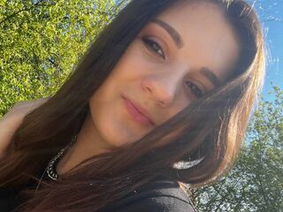 cam girl masturbating with vibrator MaryannaShumway