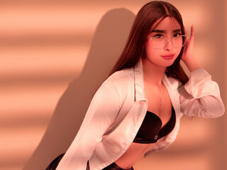 naughty camgirl photo MelanyBloom