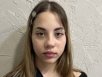 fingering webcamgirl MiaChoo