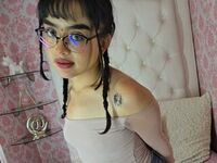 topless cam girl MinniVincent
