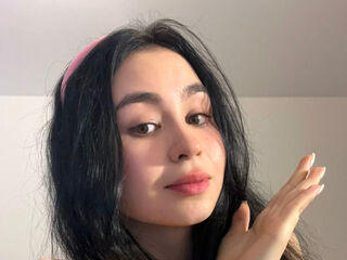 sexy webcam girl MinnieMile