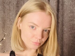webcam strip tease show MoiraBaumgartel