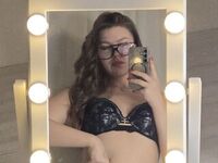 adult chat room MoraLamons